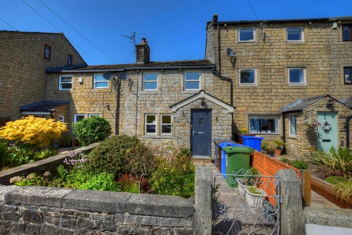 3 Bedroom Cottage For Sale In The Castle, Colne, BB8