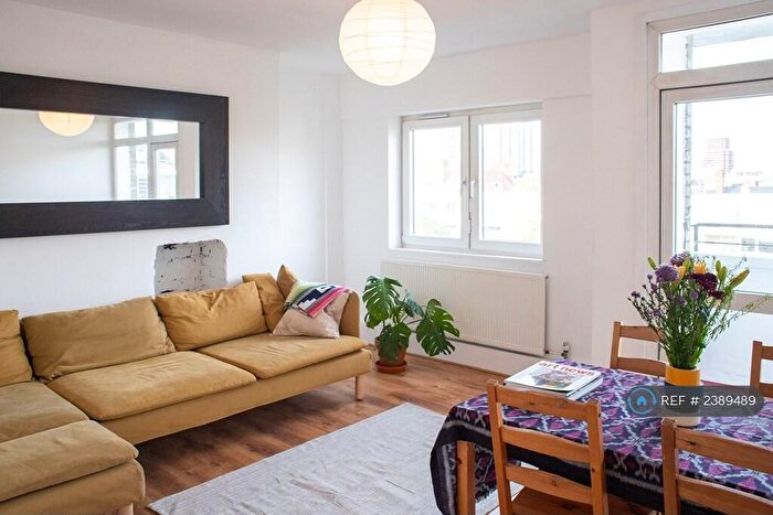 4 Bedroom Flat To Rent In Grimthorpe House, London, EC1V