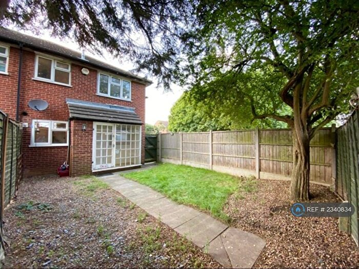 1 Bedroom End Of Terrace House To Rent In Longhurst Close, Leicester, LE4