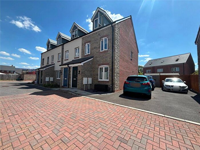 3 Bedroom End Of Terrace House For Sale In Daffodil Way, Emersons Green, Bristol, Gloucestershire, BS16