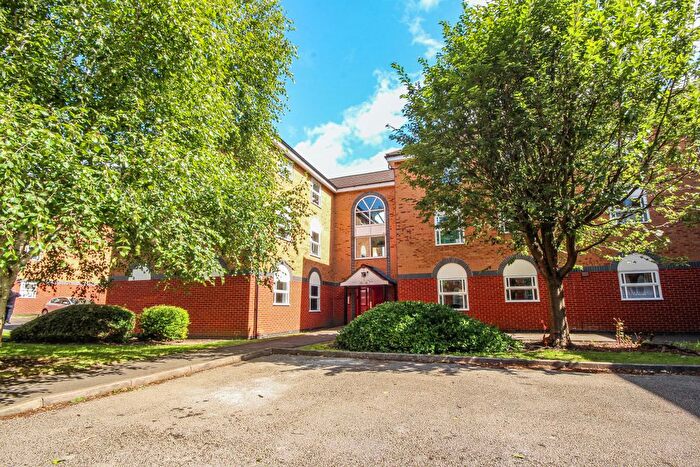 2 Bedroom Flat To Rent In James Close, Derby, DE1