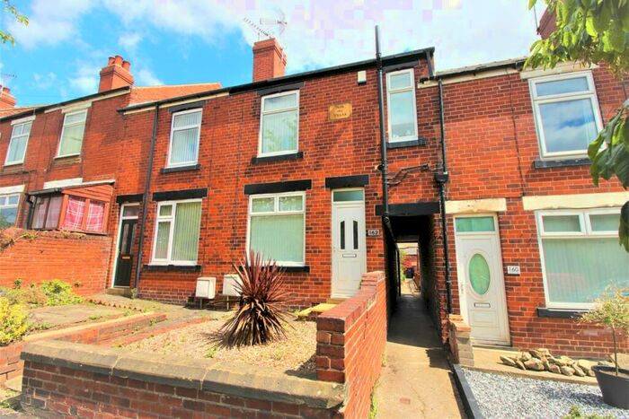 3 Bedroom Terraced House To Rent In Aughton Road, Sheffield, S26
