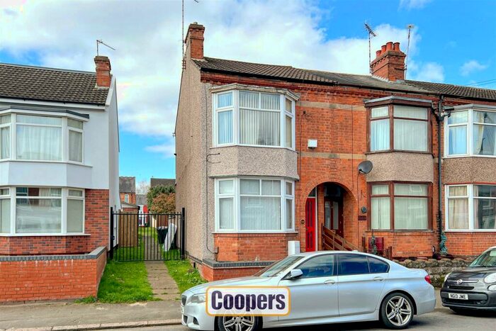 2 Bedroom End Of Terrace House To Rent In Kingsland Avenue, Chapelfields, Coventry, CV5