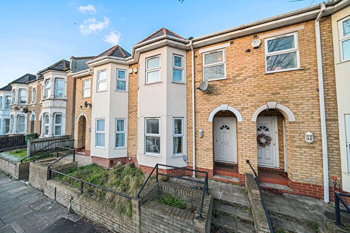 3 Bedroom Terraced House For Sale In Wickham Lane, Abbey Wood, SE2