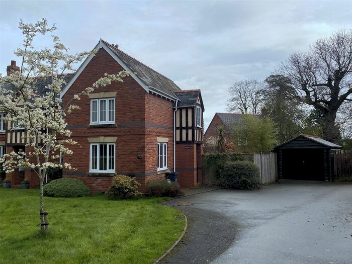 2 Bedroom End Of Terrace House To Rent In Maldwyn Way, Montgomery, Powys, SY15