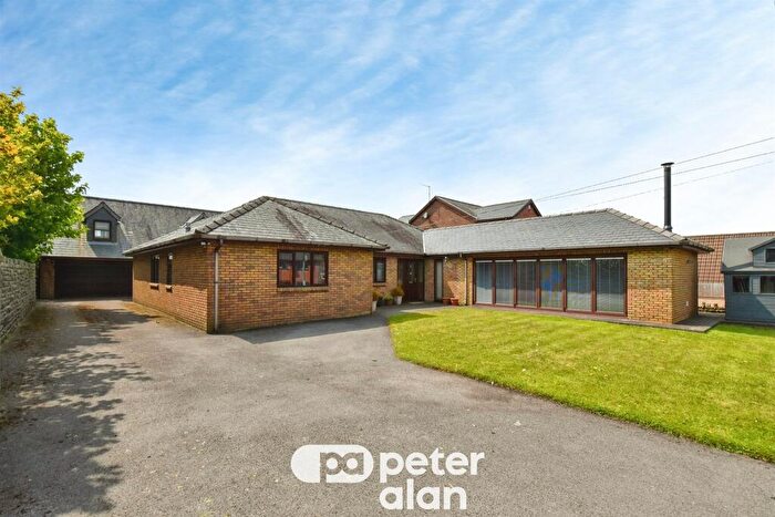 5 Bedroom Detached House For Sale In Ty Bruce Lane, Hirwaun, Aberdare, CF44