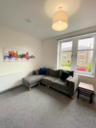 3 Bedroom Flat To Rent In Abbotsford Place, West End, Dundee, DD2