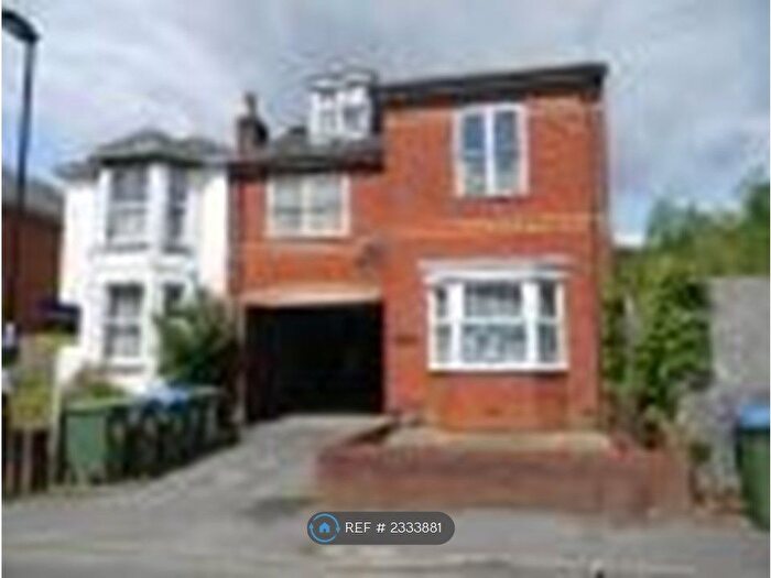 1 Bedroom Flat To Rent In Osborne Court, Southampton, SO17