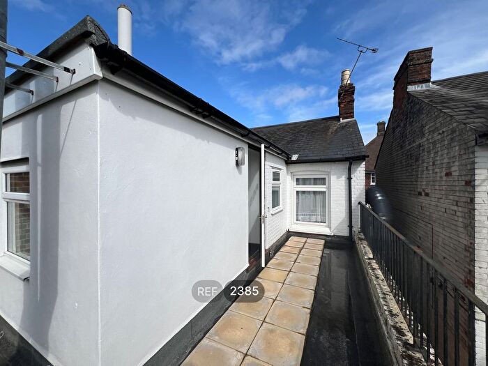 1 Bedroom Flat To Rent In Felixstowe Road, Ipswich, IP3