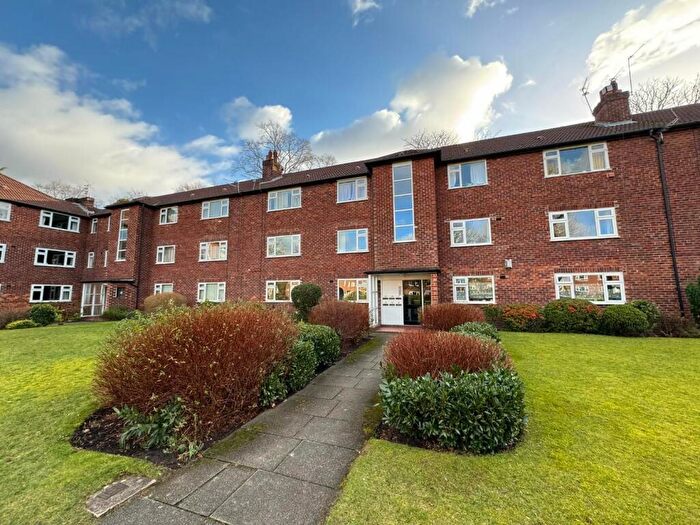 2 Bedroom Flat For Sale In Woodlawn Court, Whalley Range, M16
