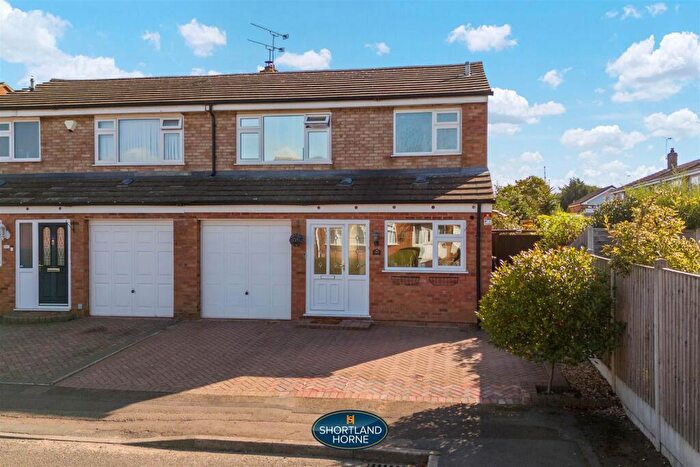 3 Bedroom Semi-Detached House For Sale In Coombe Park Road, BInley, Coventry, CV3