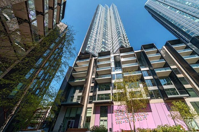 2 Bedroom Apartment For Sale In Bollinder Place, Old Street, EC1V