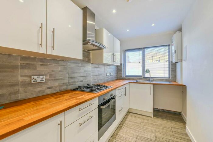 2 Bedroom Maisonette To Rent In Tenterden Road, London, , Tottenham, London, N17