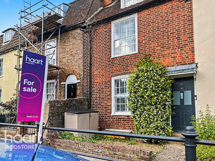 2 Bedroom Terraced House For Sale In Sandling Road, Maidstone, ME14