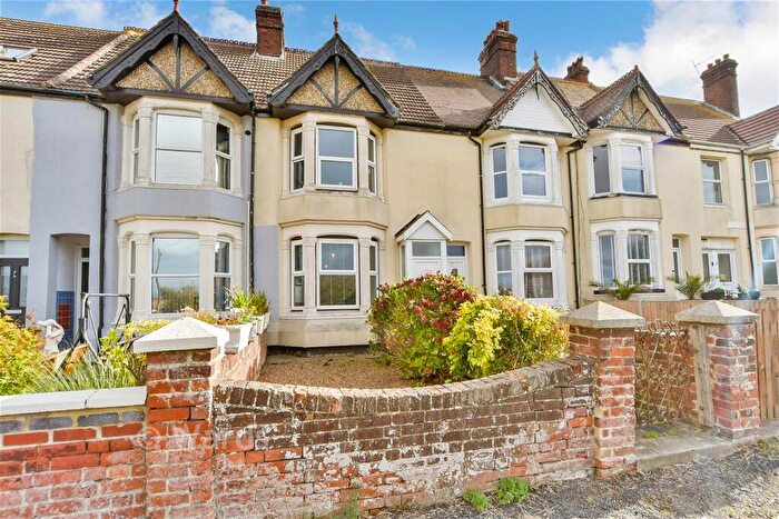 3 Bedroom Terraced House For Sale In Alsager Avenue, Queenborough, Kent, ME11