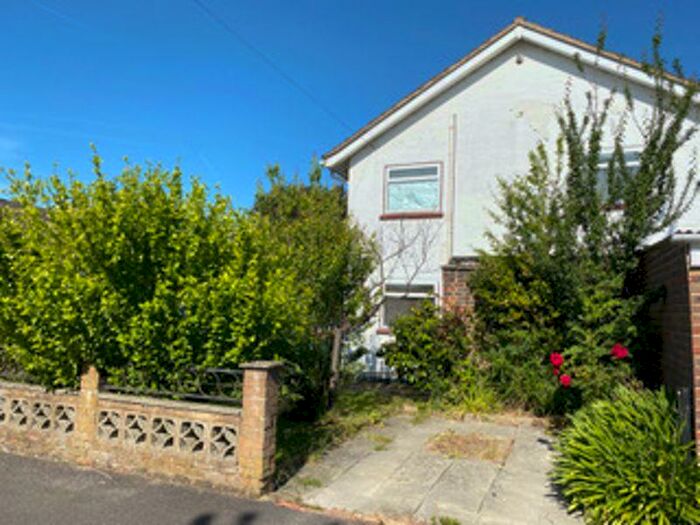 2 Bedroom Terraced House To Rent In Friars Rookery, Crawley, RH10