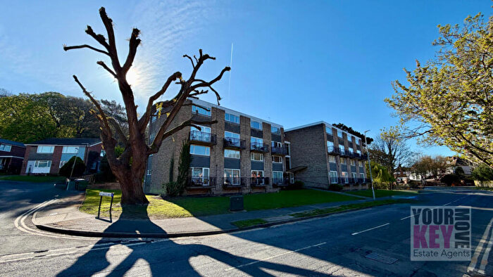 2 Bedroom Maisonette For Sale In Willow Court, Sandgate, Folkestone, Kent, CT20