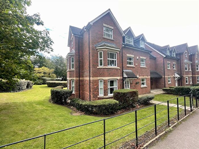 2 Bedroom Flat For Sale In Abbey Springs, Darlington, DL3