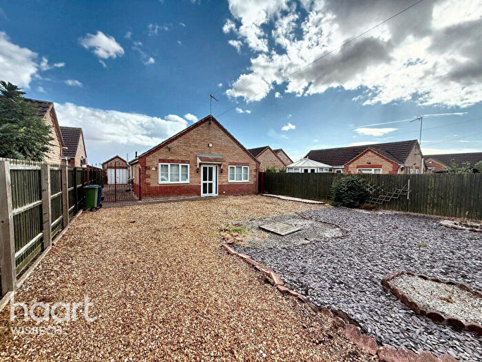 3 Bedroom Detached Bungalow For Sale In Front Road, Murrow, PE13