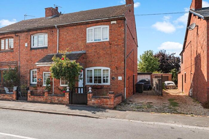 2 Bedroom End Of Terrace House For Sale In High Street, Ryton On Dunsmore., CV8