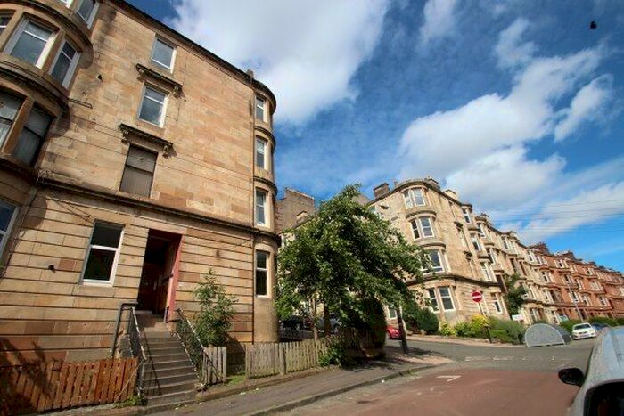 2 Bedroom Flat To Rent In White Street, Glasgow, G11