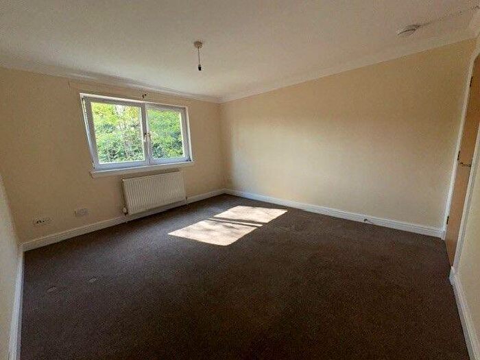 2 Bedroom Apartment To Rent In Newlands Court, Bathgate, EH48