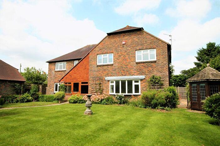 4 Bedroom Detached House To Rent In Prinsted Lane, Emsworth., PO10