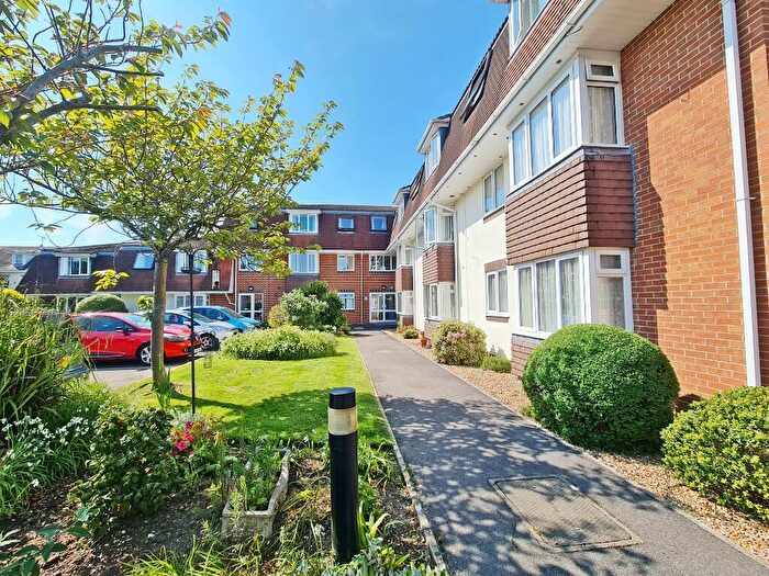 1 Bedroom Retirement Property For Sale In Sandringham Court, Avon Road, Bournemouth, BH8