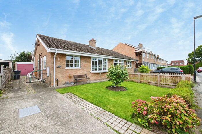 2 Bedroom Semi-Detached Bungalow For Sale In Churchfield Drive, Wigginton, York, YO32