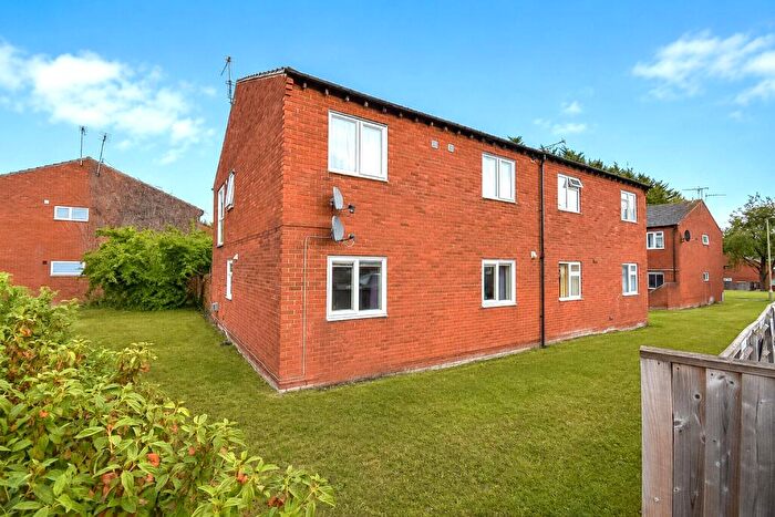 2 Bedroom Apartment To Rent In Fleet Way, Didcot, Oxfordshire, OX11