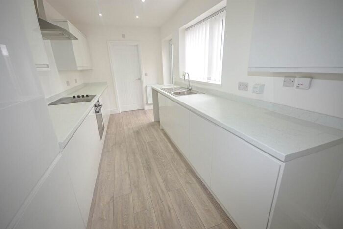 2 Bedroom Cottage To Rent In Wynyard Street, Silksworth, SR3