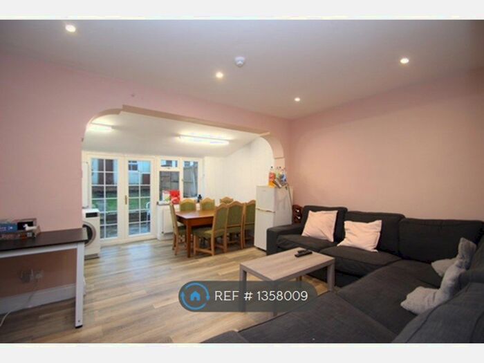 7 Bedroom Semi-Detached House To Rent In Marston Road, Oxford, OX3