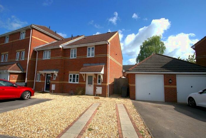 3 Bedroom End Of Terrace House To Rent In Beckett Road, Andover, SP10