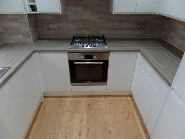 1 Bedroom Maisonette To Rent In Perry Close, Uxbridge, UB8