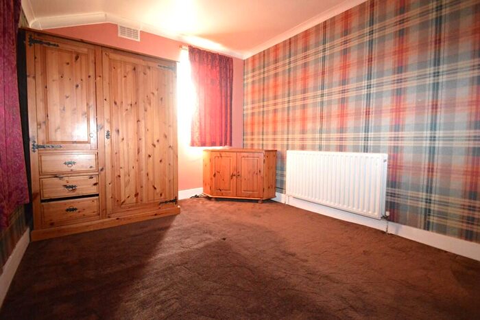 6 Bedroom Terraced House To Rent In Benares Road, London, SE18