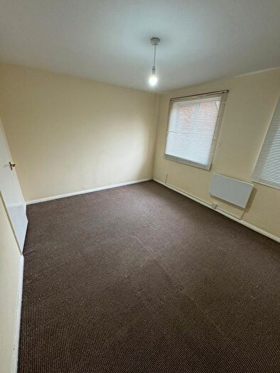 1 Bedroom Flat To Rent In Chaffinch Close, London, N9
