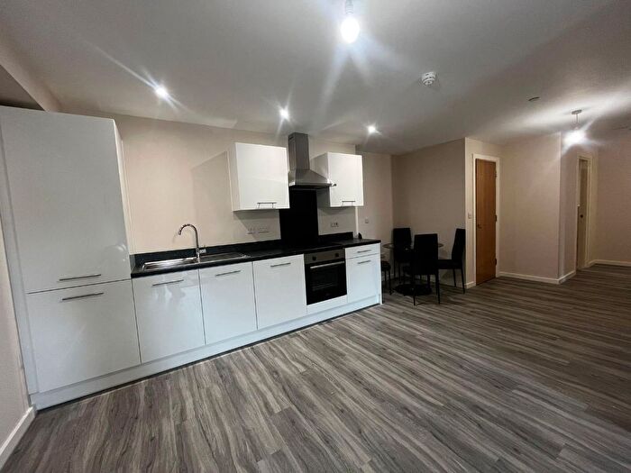 2 Bedroom Flat To Rent In Drawbridge House, City Road, Manchester, M15