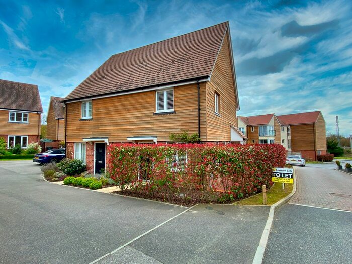 3 Bedroom Semi-Detached House To Rent In Mead Lane, Buxted, Uckfield TN22