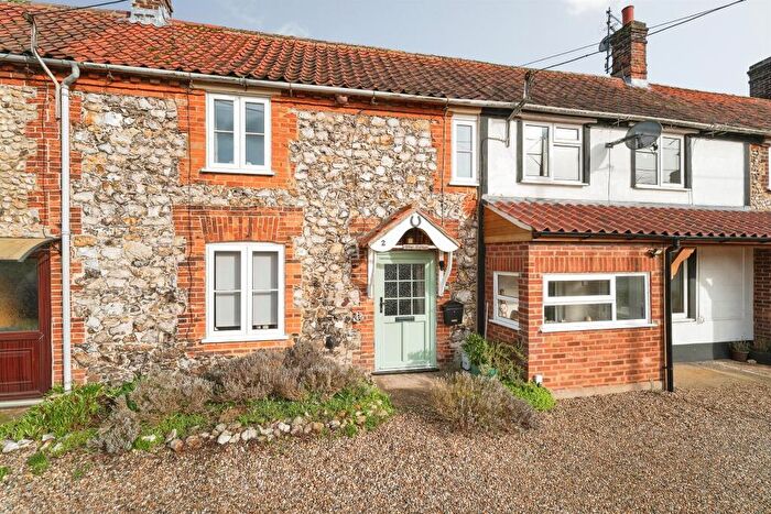 2 Bedroom Character Property For Sale In Lynn Road, East Rudham, King's Lynn, PE31