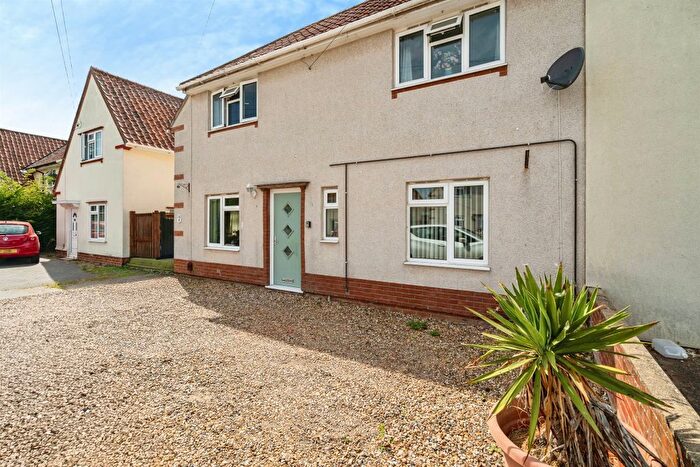3 Bedroom Semi Detached House For Sale In Mount Pleasant, Diss, IP22
