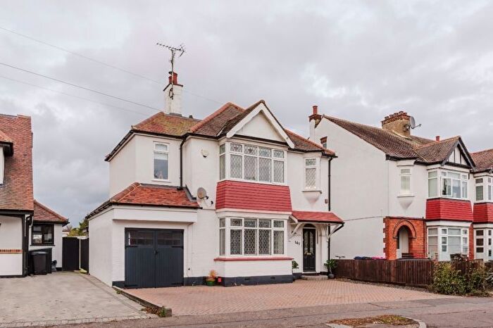 5 Bedroom Detached House For Sale In Western Road, Leigh-On-Sea, SS9