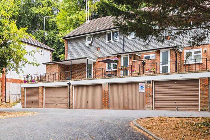 1 Bedroom Flat To Rent In Beechfield Road, Boxmoor, HP1