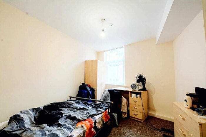 5 Bedroom Terraced House To Rent In Peveril Street, Nottingham, NG7