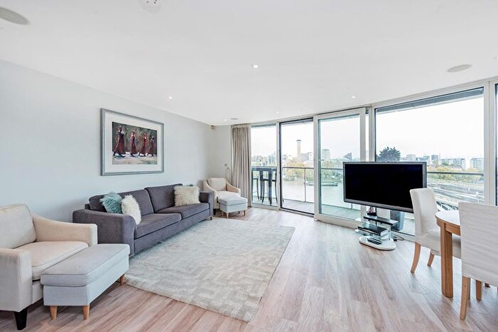 2 Bedroom Flat To Rent In Centurion Building, Queenstown Road, London, SW11