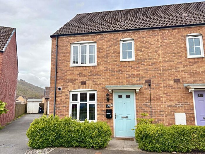 3 Bedroom Semi-Detached House For Sale In Llys Yr Afon, Godrergraig, Swansea., SA9