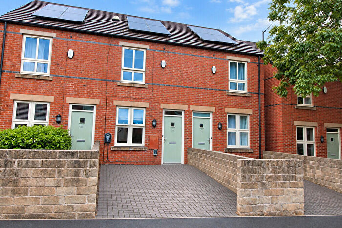 2 Bedroom Terraced House For Sale In Victoria Road, Sherwood, Nottingham, NG5