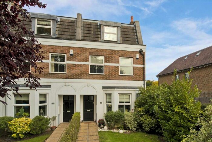 4 Bedroom End Of Terrace House To Rent In Castle Road, Weybridge, Surrey, KT13