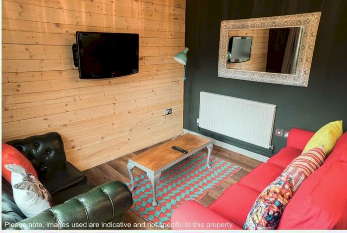 3 Bedroom Semi-Detached House To Rent In Norfolk Park Drive, Sheffield, S2