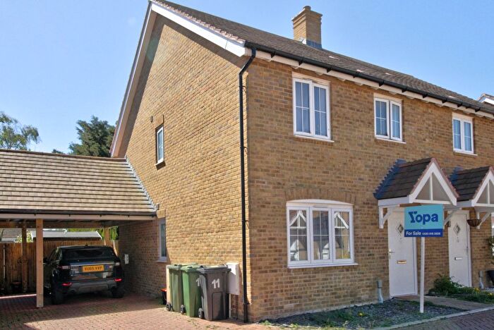 3 Bedroom Semi Detached House For Sale In Tyler Road, Tonbridge, TN12