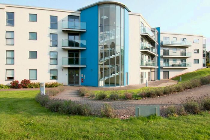 1 Bedroom Apartment To Rent In Hayes Road, Sully, Penarth, CF64